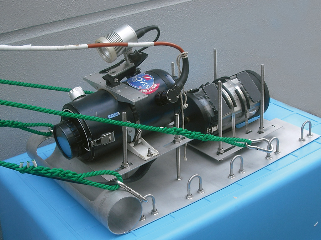 曳航式水中放射線量測定システム(実用新案:第3181739号)