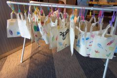 みんなで作ったエコバッグです