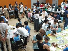 大勢の参加者でにぎわいました