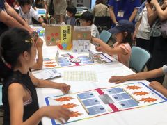 遊びながら防災の大切さを学びます
